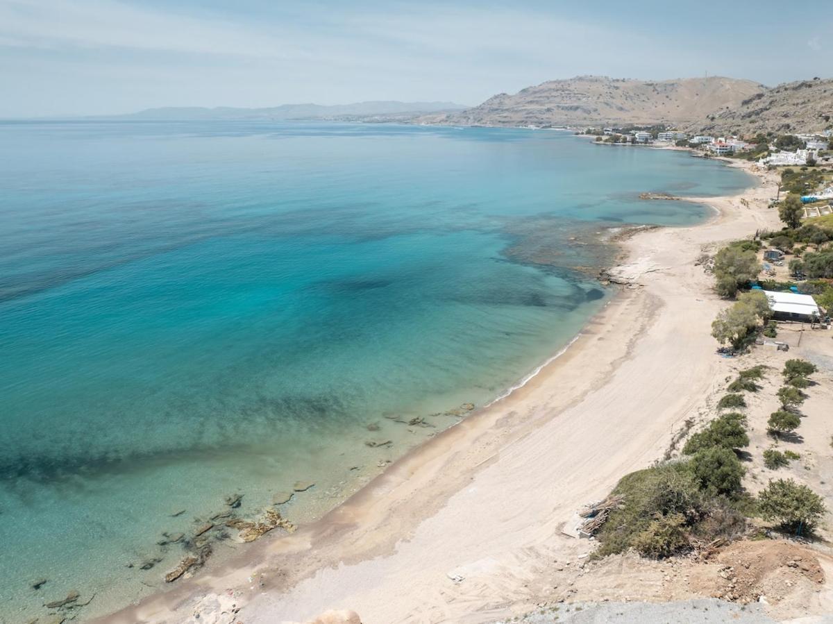 Plakia * Pefki (Rhodes)