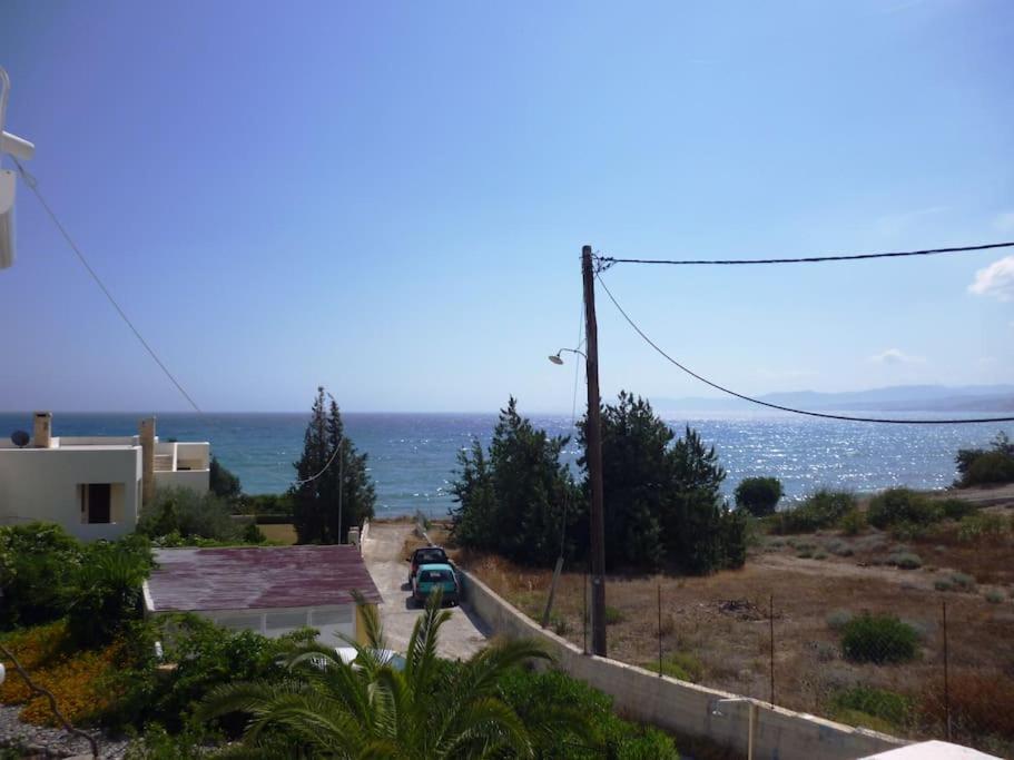 Apartament Plakia Pefki
