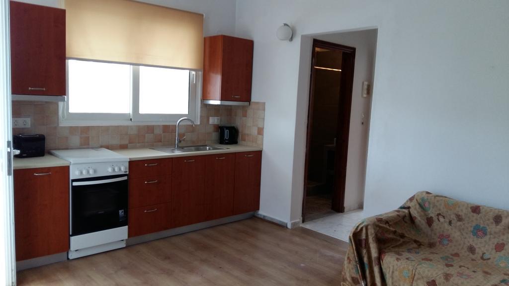 Apartament Plakia Pefki